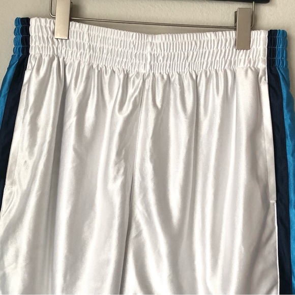 CLOSEOUT \MTA\• Men’s Basketball Shorts - Picture 3 of 12